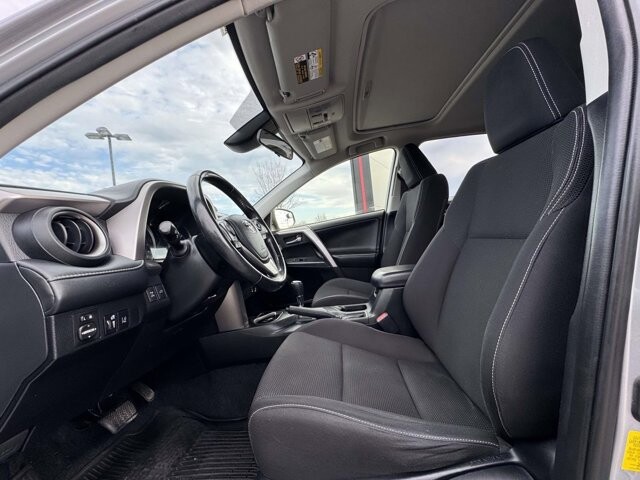 2018 Toyota RAV4 in Winchester, VA 22602 - 18082538 14