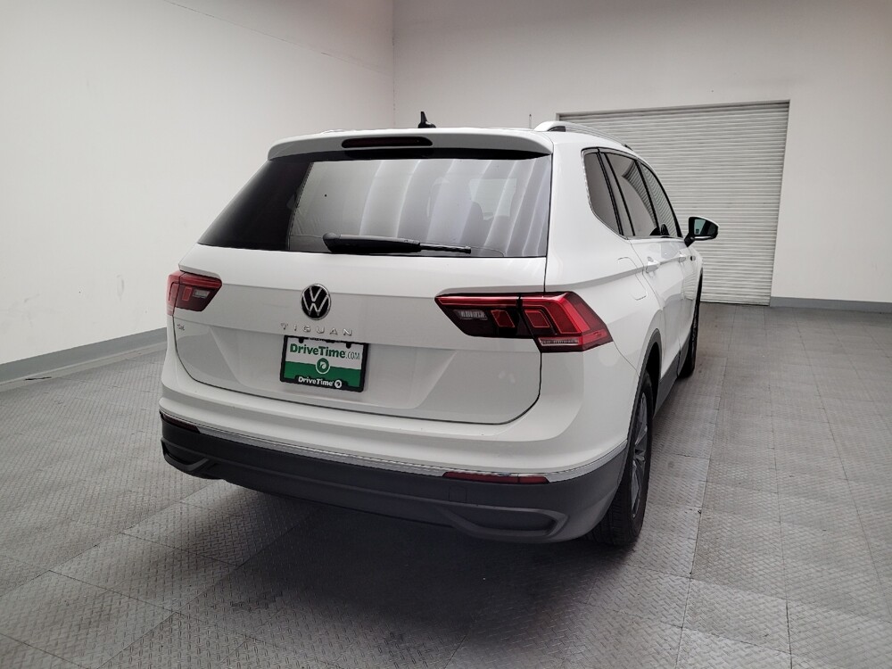 2022 Volkswagen Tiguan in Bakersfield, CA 93309 - 18082552 7