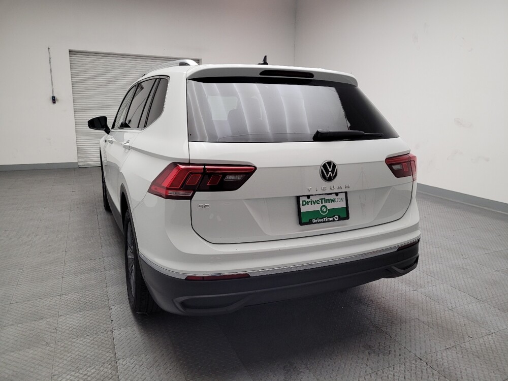 2022 Volkswagen Tiguan in Bakersfield, CA 93309 - 18082552 6