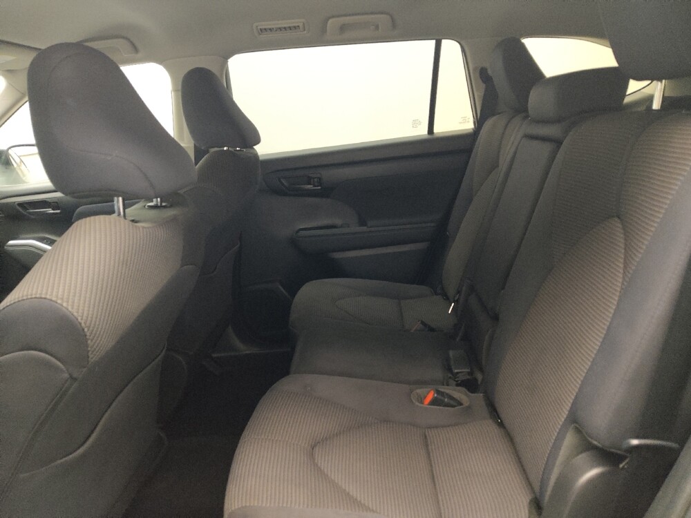 2020 Toyota Highlander in Pelham, AL 35124 - 18082556 18