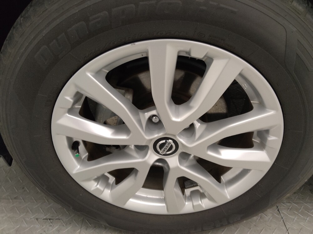 2018 Nissan Rogue in Macon, GA 31210 - 18082564 31