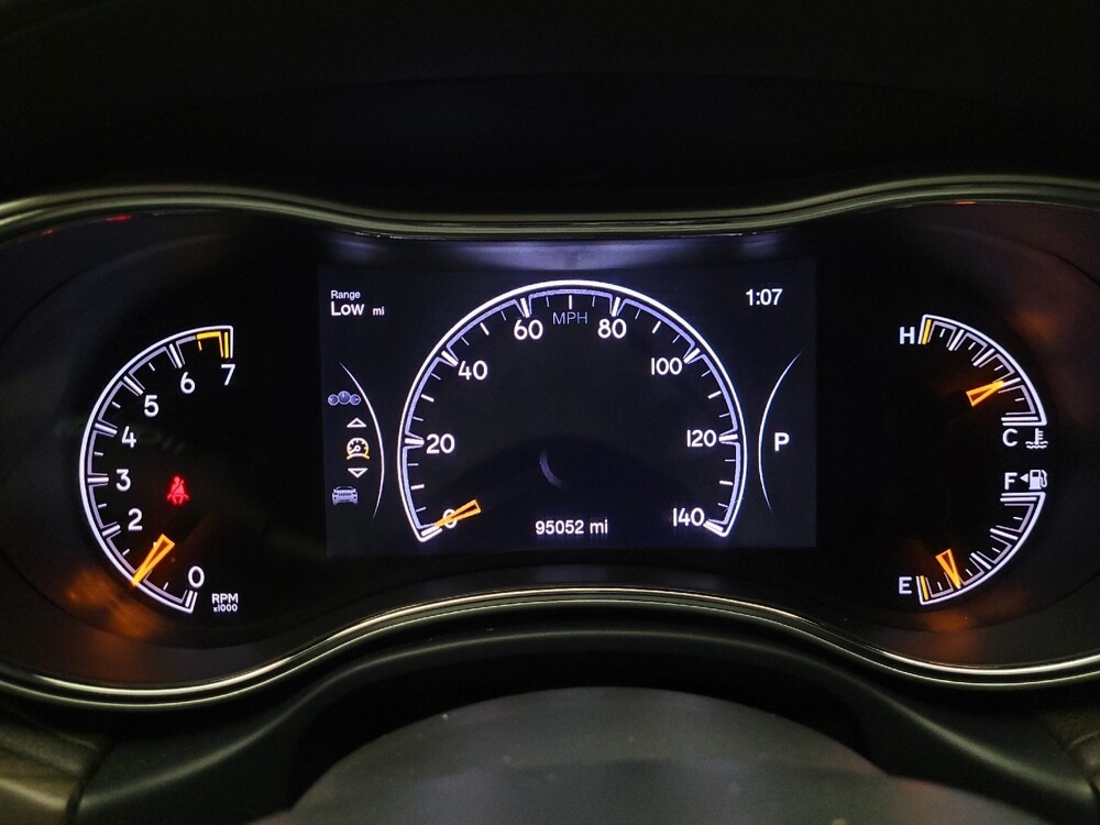 2016 Jeep Grand Cherokee in Phoenix, AZ 85022 - 18082576 23