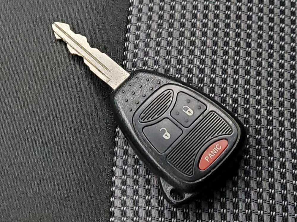 2016 Jeep Compass in Chandler, AZ 85225 - 18082579 32