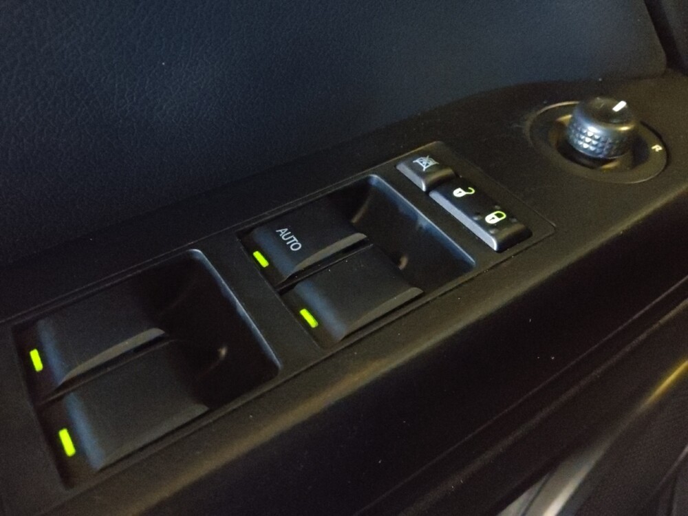 2016 Jeep Compass in Chandler, AZ 85225 - 18082579 27