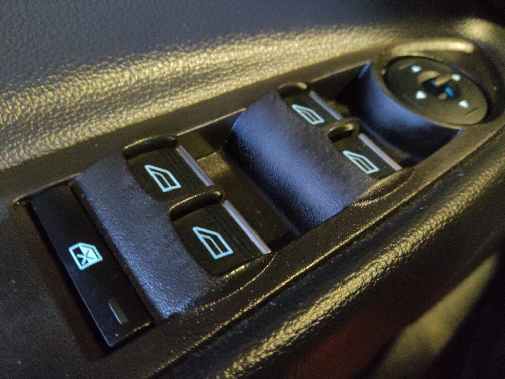 2017 Ford Escape in Chandler, AZ 85225 - 18082581 27