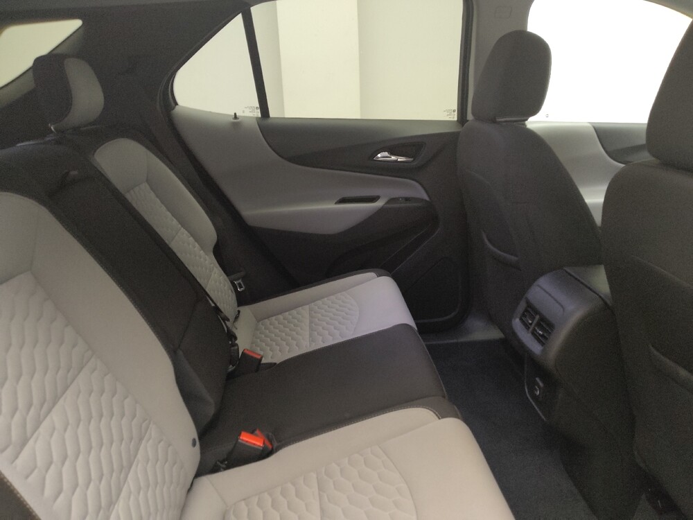 2020 Chevrolet Equinox in Eastpointe, MI 48021 - 18082584 19