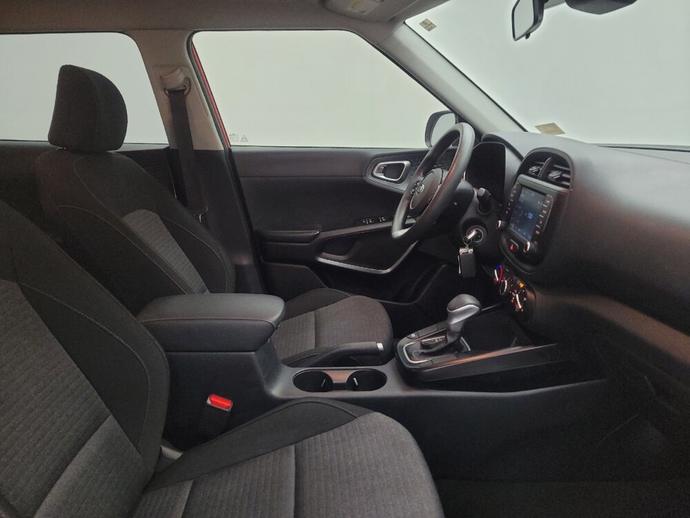 2021 Kia Soul in Columbus, OH 43228 - 18082597 21