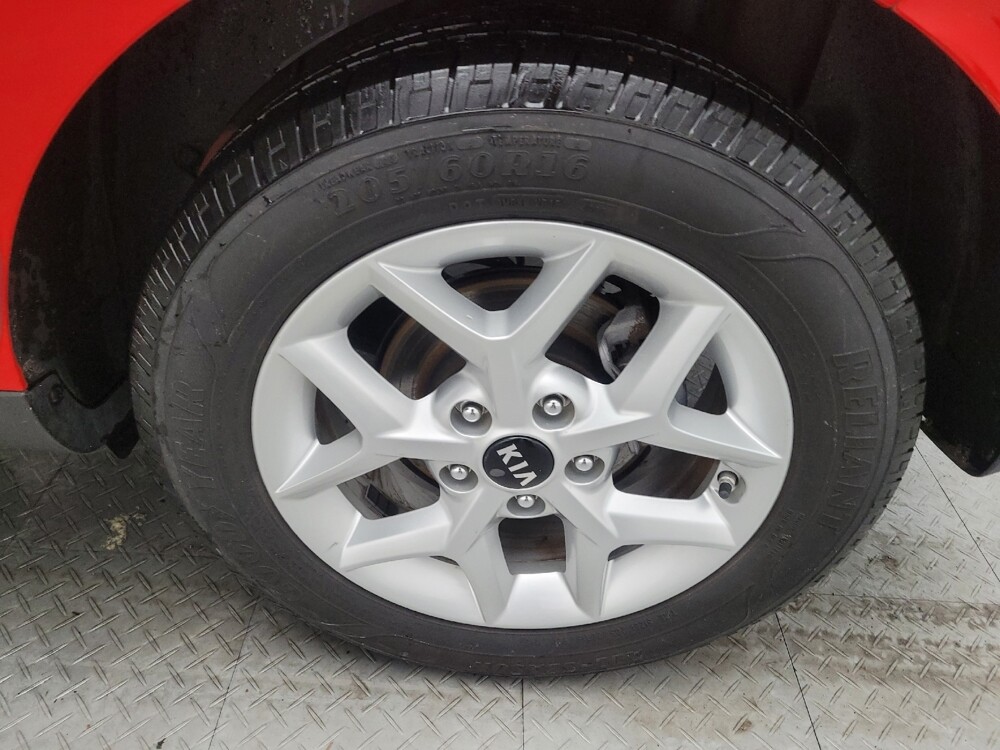 2021 Kia Soul in Columbus, OH 43228 - 18082597 31