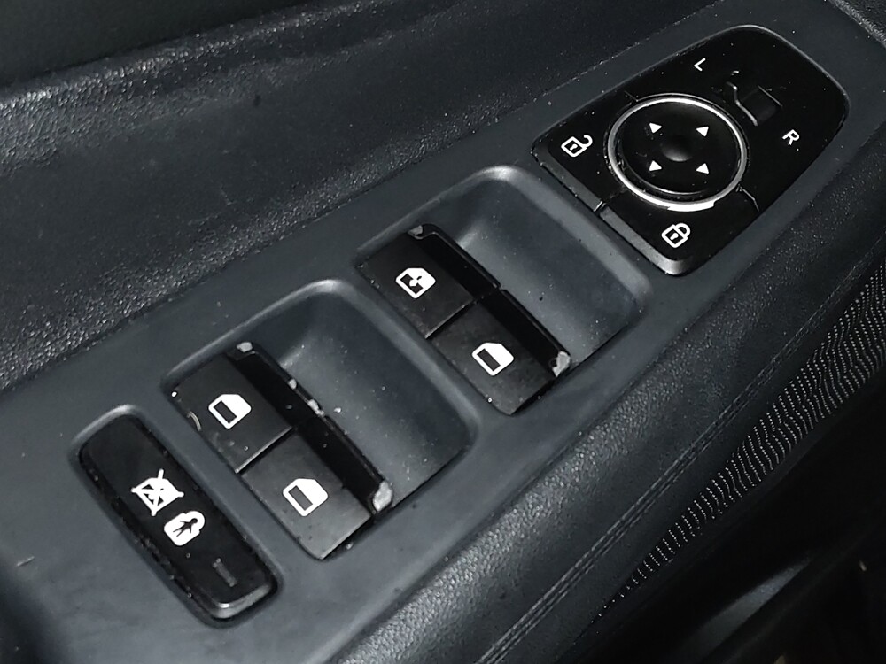 2019 Hyundai Santa Fe in Savannah, GA 31419 - 18082599 27