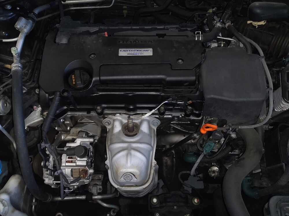 2016 Honda Accord in Savannah, GA 31419 - 18082601 30