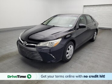 2016 Toyota Camry in Gainesville, FL 32609