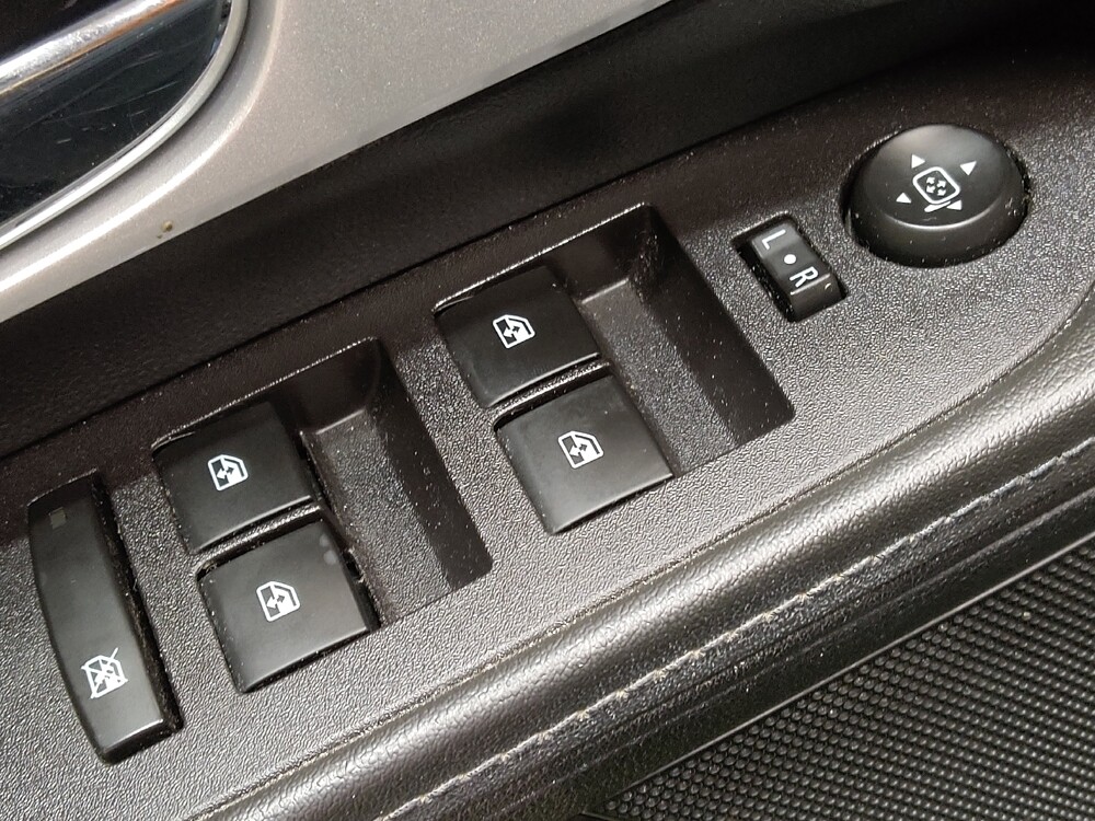 2016 Chevrolet Equinox in Raleigh, NC 27604 - 18082621 27