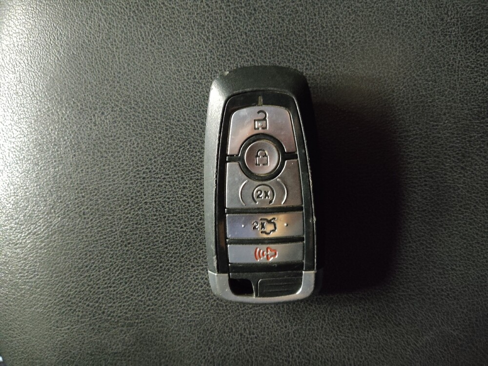 2019 Ford Edge in Greensboro, NC 27407 - 18082622 32