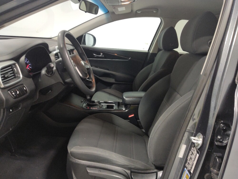 2020 Kia Sorento in Columbus, OH 43228 - 18082626 17