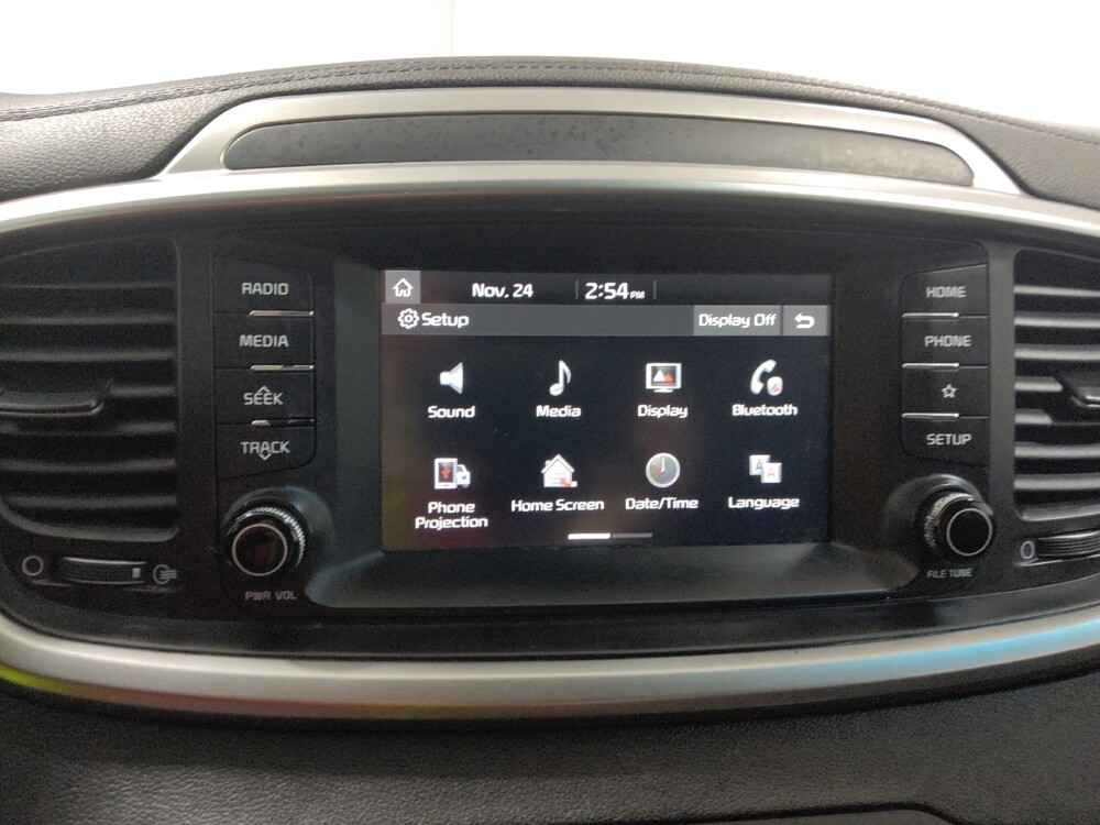 2020 Kia Sorento in Columbus, OH 43228 - 18082626 25