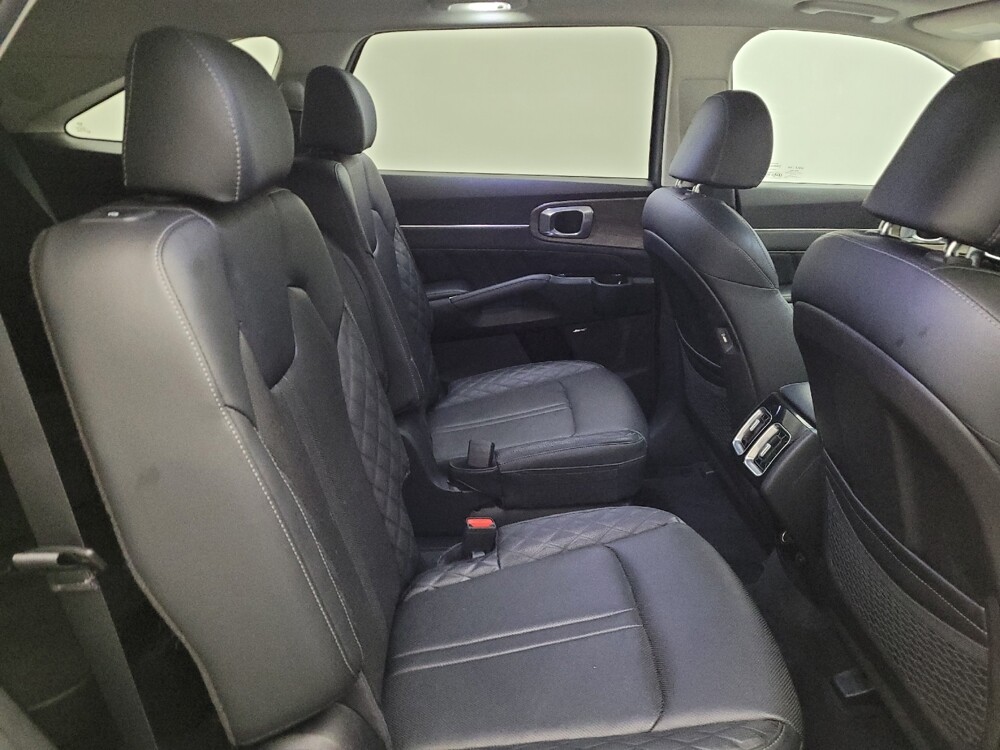 2021 Kia Sorento in Louisville, KY 40258 - 18082640 19