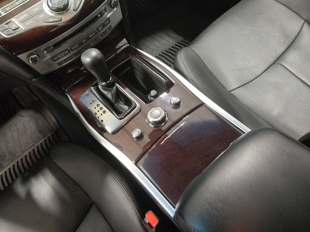 2017 INFINITI Q70 in Columbus, OH 43228 - 18082642 26