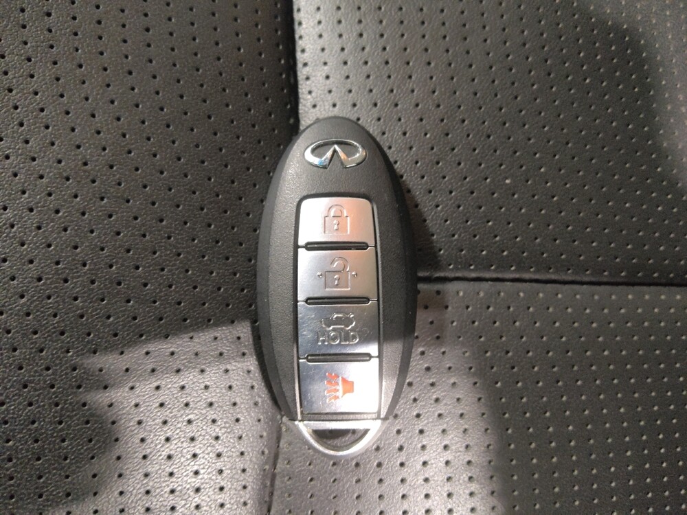 2017 INFINITI Q70 in Columbus, OH 43228 - 18082642 32