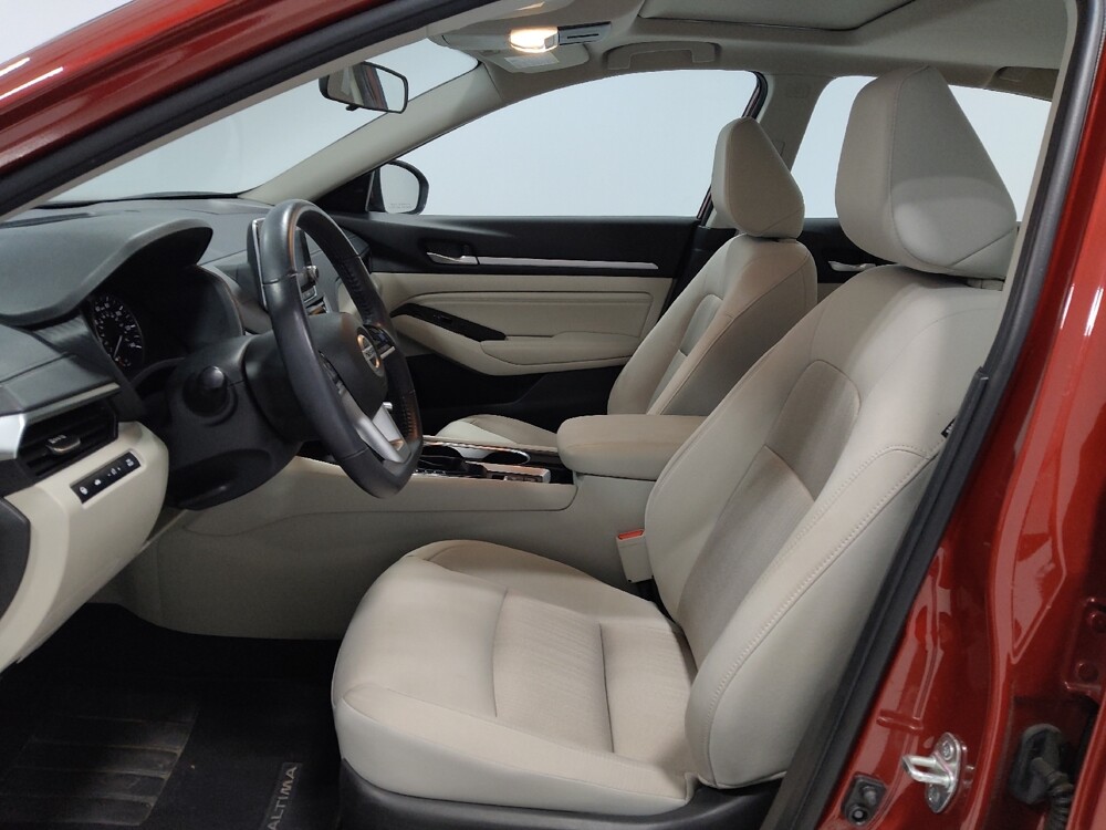 2022 Nissan Altima in Columbus, OH 43228 - 18082643 17