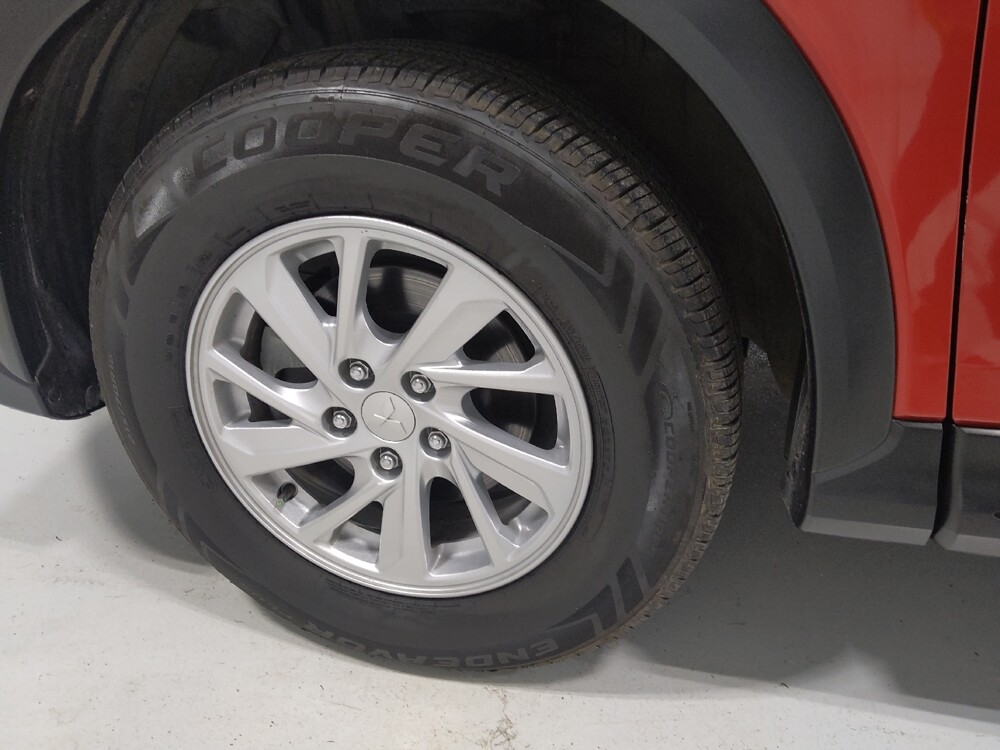 2018 Mitsubishi Eclipse Cross in Columbus, OH 43228 - 18082647 31