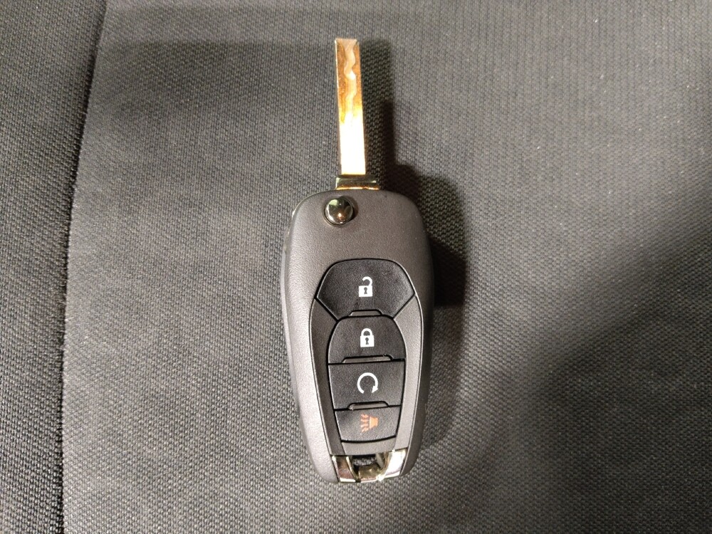 2021 Chevrolet Trax in Columbus, OH 43228 - 18082648 32