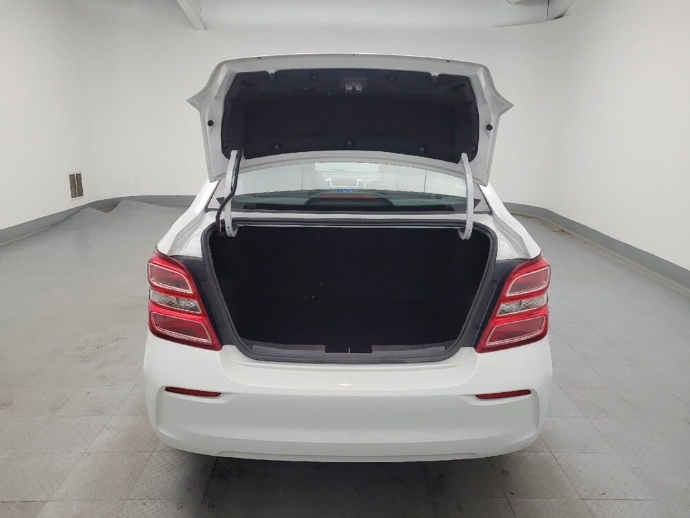 2018 Chevrolet Sonic in Louisville, KY 40258 - 18082652 29