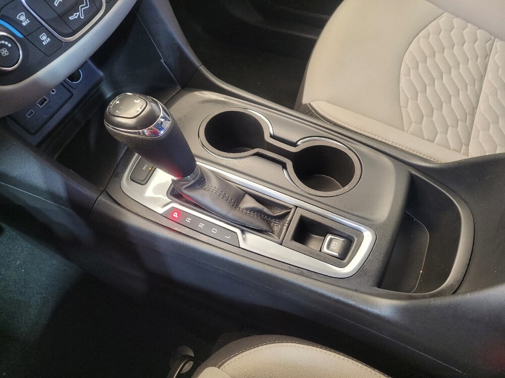 2020 Chevrolet Equinox in Maple Heights, OH 44137 - 18082653 26