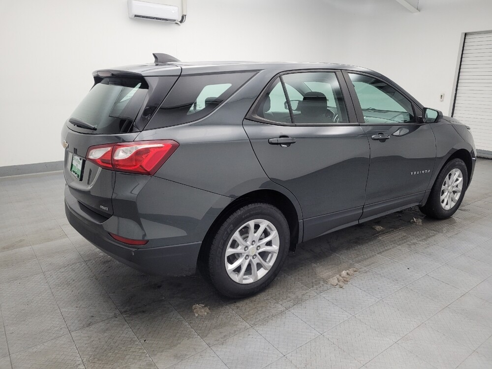 2020 Chevrolet Equinox in Maple Heights, OH 44137 - 18082653 10