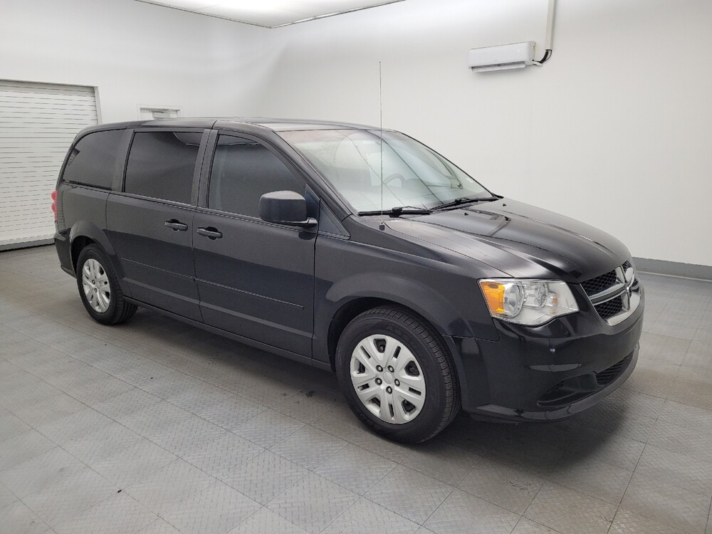 2016 Dodge Grand Caravan in Maple Heights, OH 44137 - 18082654 11
