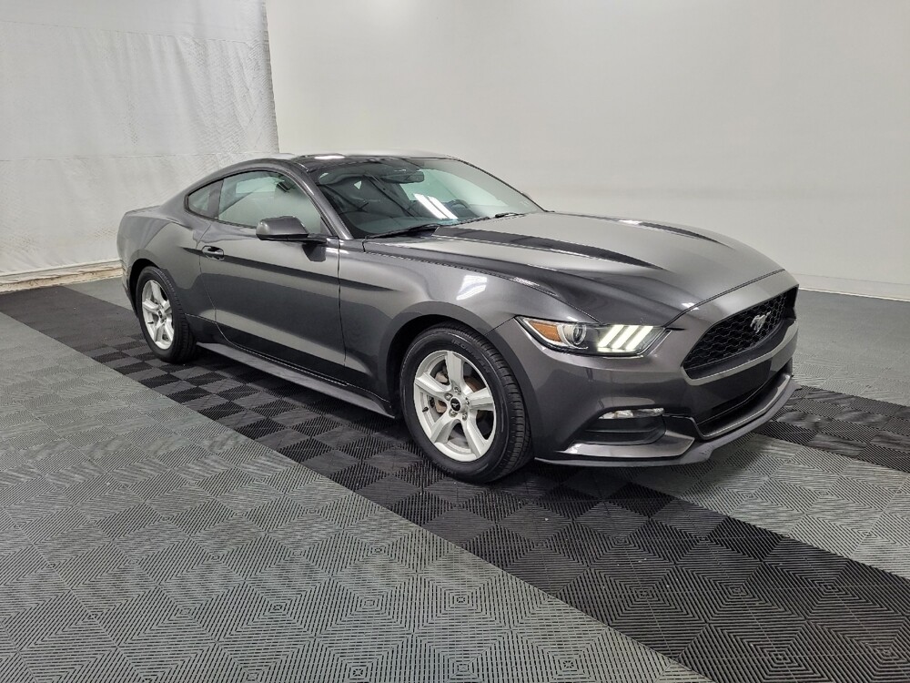 2017 Ford Mustang in Pittsburgh, PA 15236 - 18082664 11