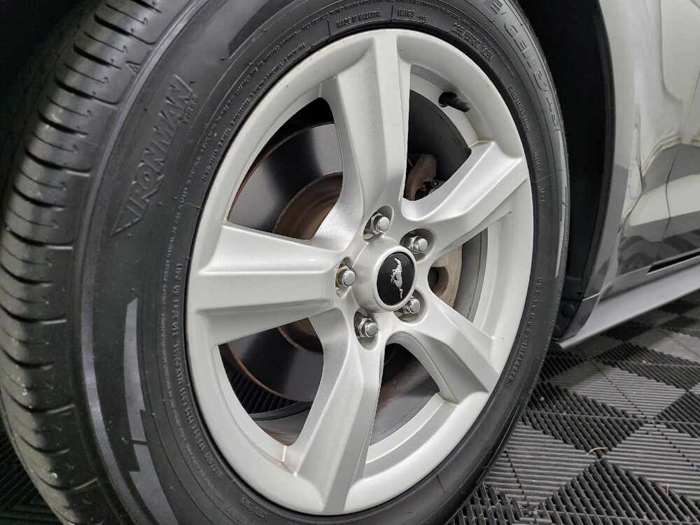 2017 Ford Mustang in Pittsburgh, PA 15236 - 18082664 31