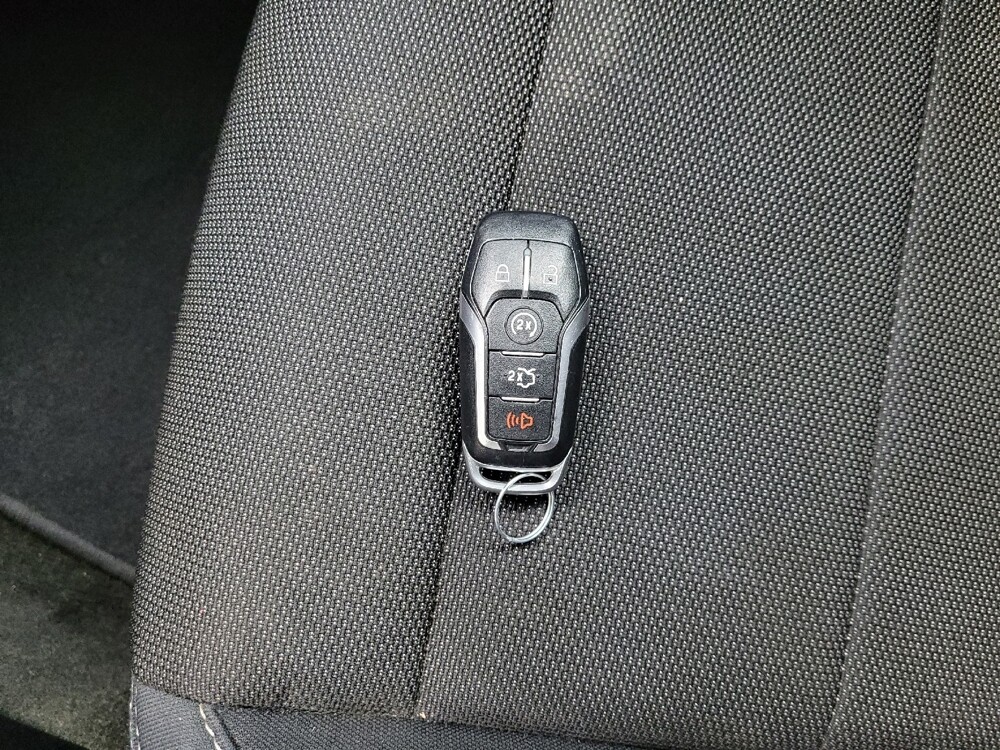 2017 Ford Mustang in Pittsburgh, PA 15236 - 18082664 32