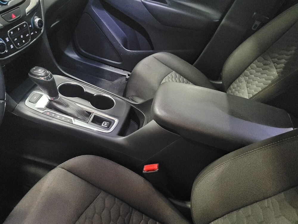 2020 Chevrolet Equinox in Temple Hills, MD 20746 - 18082667 26