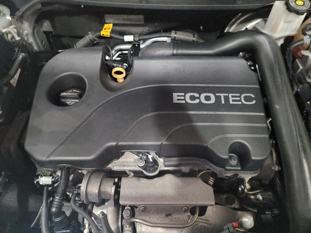 2020 Chevrolet Equinox in Temple Hills, MD 20746 - 18082667 30