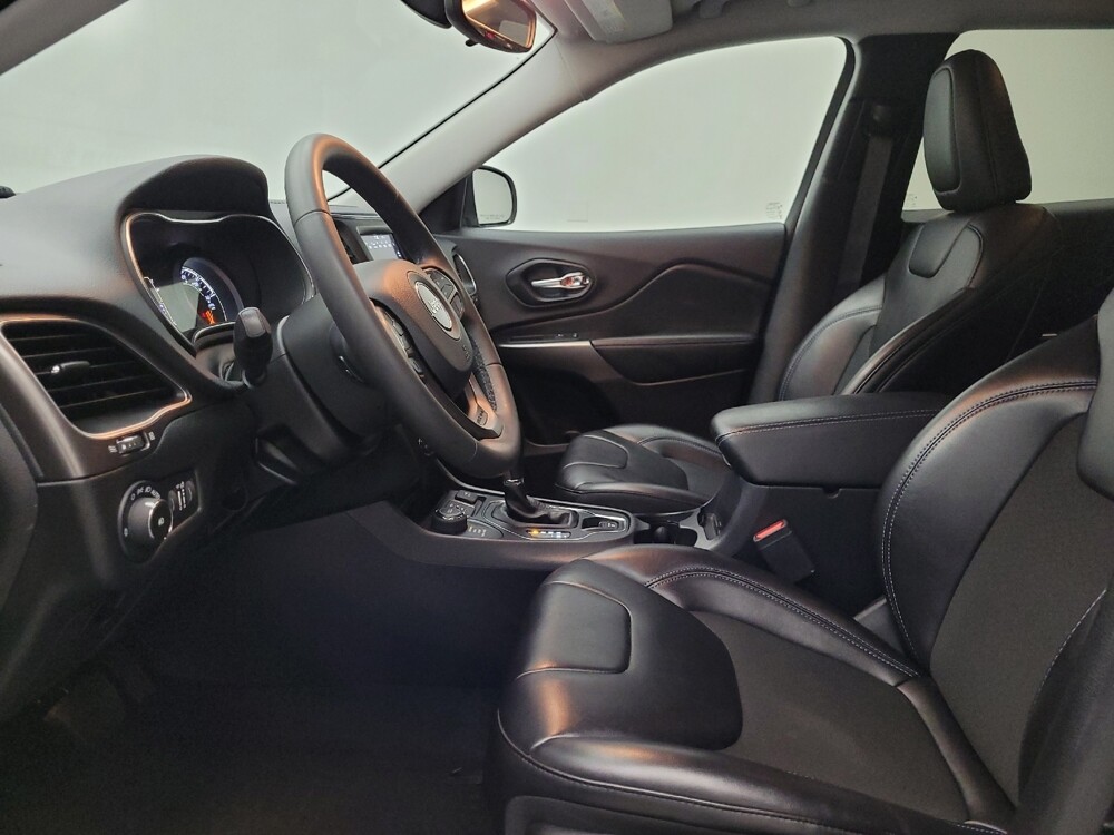 2020 Jeep Cherokee in St. Louis, MO 63136 - 18082677 17