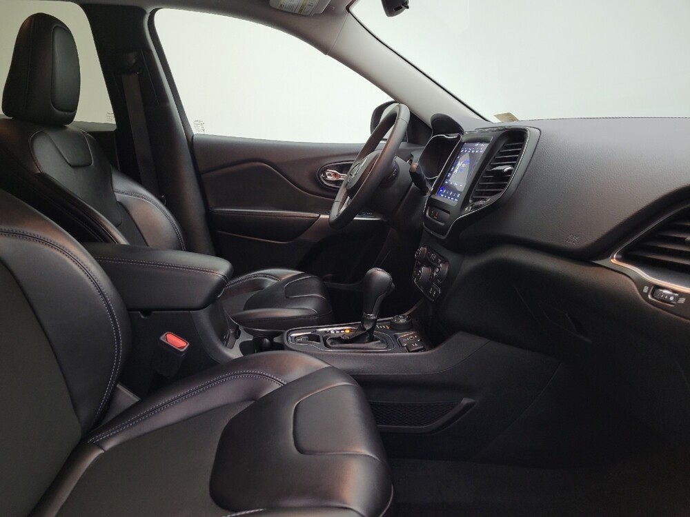 2020 Jeep Cherokee in St. Louis, MO 63136 - 18082677 21