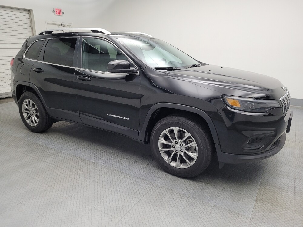 2020 Jeep Cherokee in St. Louis, MO 63136 - 18082677 11
