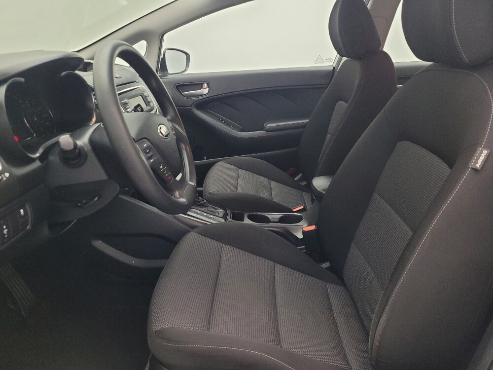 2017 Kia Forte in Gainesville, FL 32609 - 18082684 17