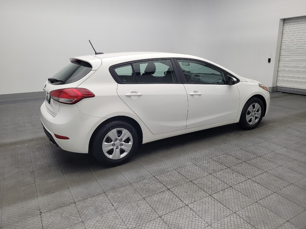2017 Kia Forte in Gainesville, FL 32609 - 18082684 10