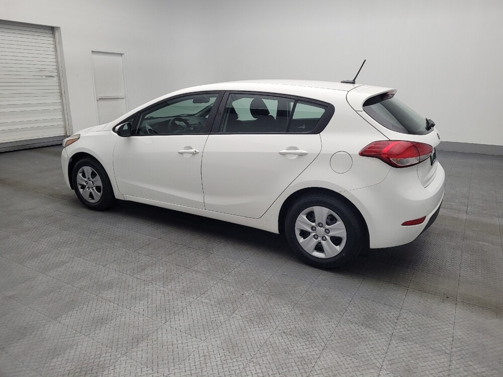 2017 Kia Forte in Gainesville, FL 32609 - 18082684 3