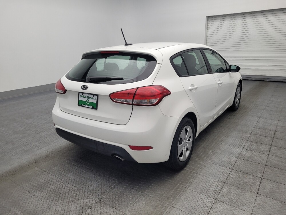 2017 Kia Forte in Gainesville, FL 32609 - 18082684 9