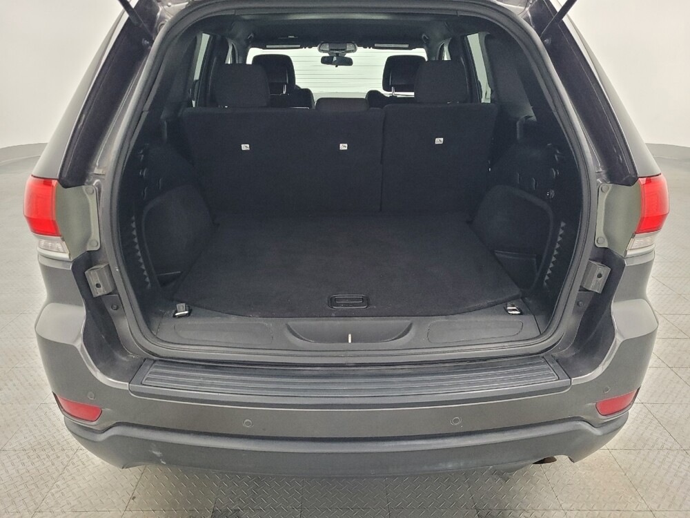 2018 Jeep Grand Cherokee in Jacksonville, FL 32210 - 18082686 29