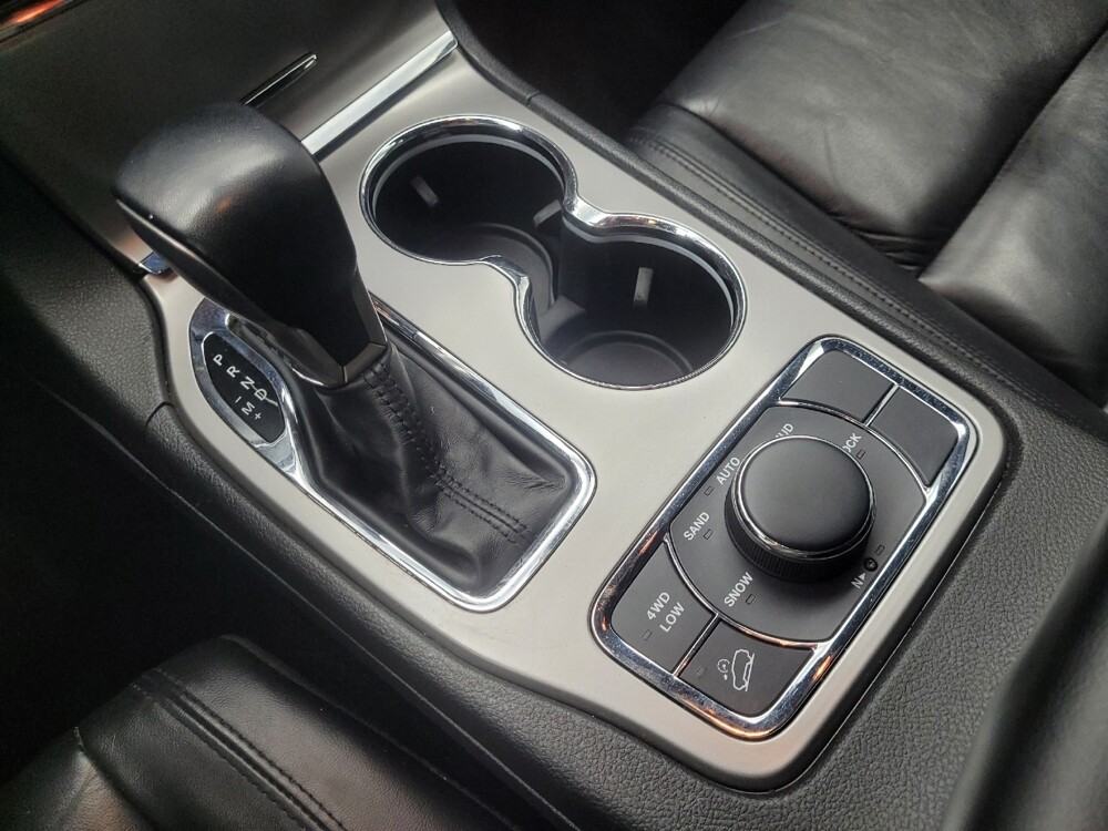 2022 Jeep Grand Cherokee in Ft Wayne, IN 46805 - 18082697 26