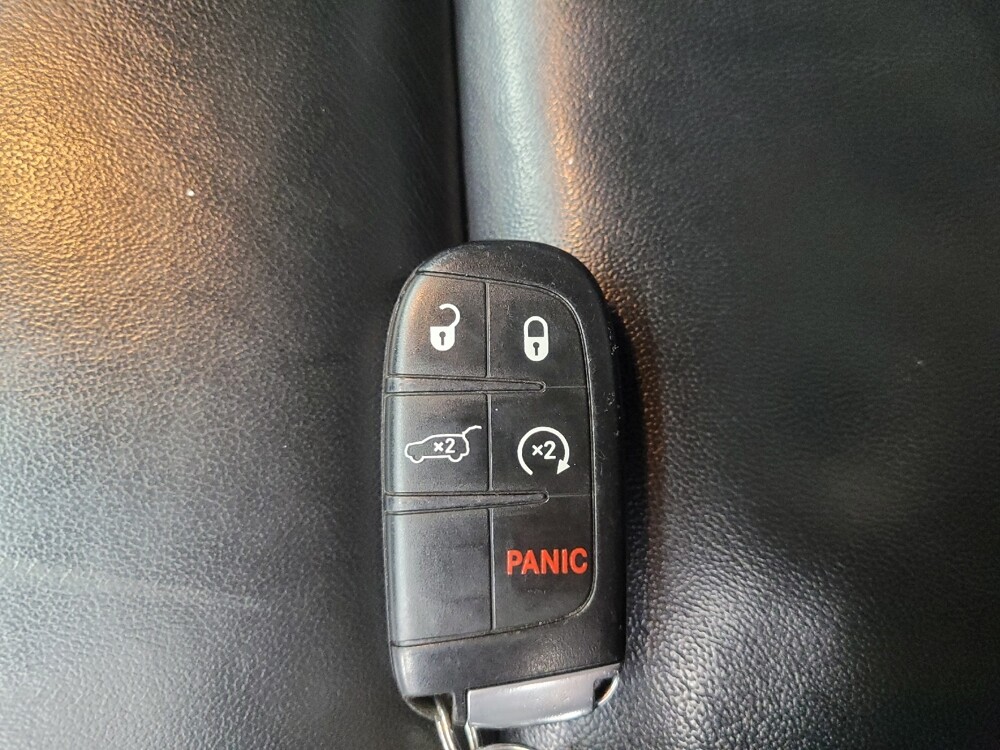 2022 Jeep Grand Cherokee in Ft Wayne, IN 46805 - 18082697 32