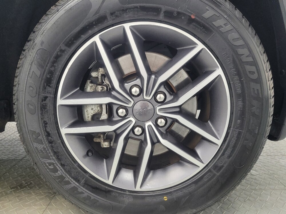 2022 Jeep Grand Cherokee in Ft Wayne, IN 46805 - 18082697 31