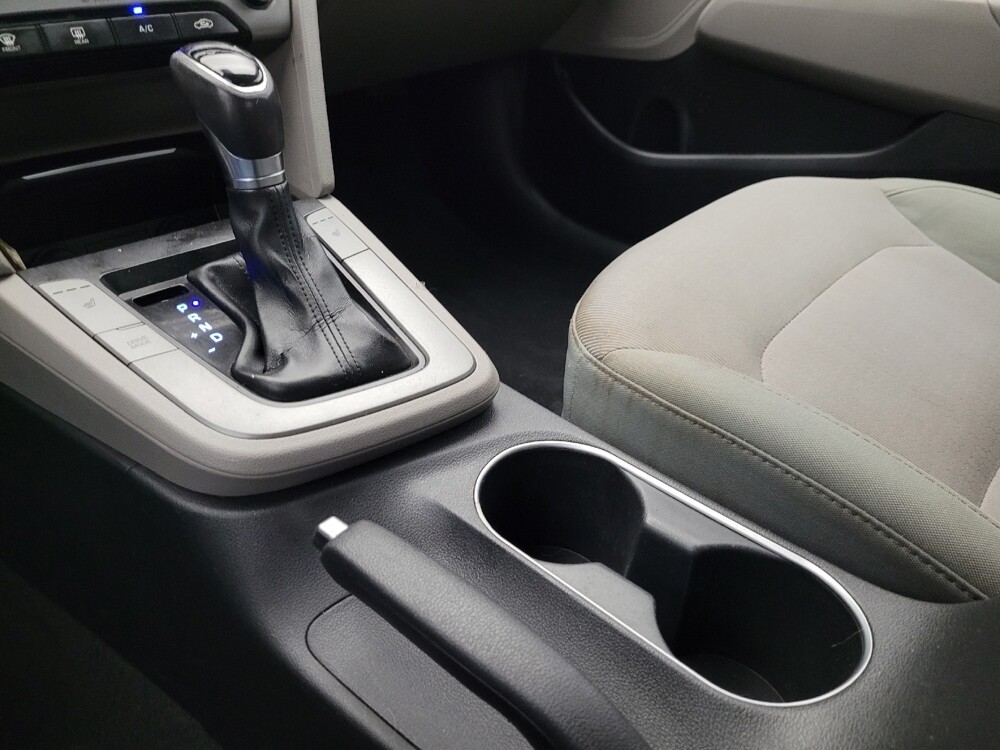 2017 Hyundai Elantra in Mesa, AZ 85210 - 18082700 26