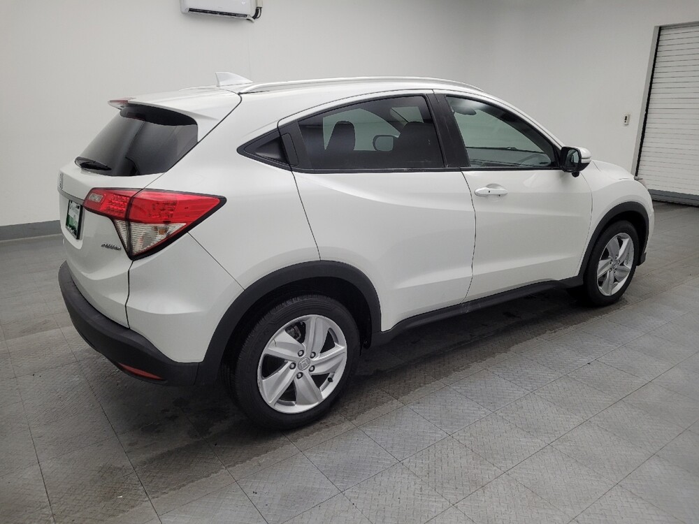 2020 Honda HR-V in Louisville, KY 40258 - 18082705 10