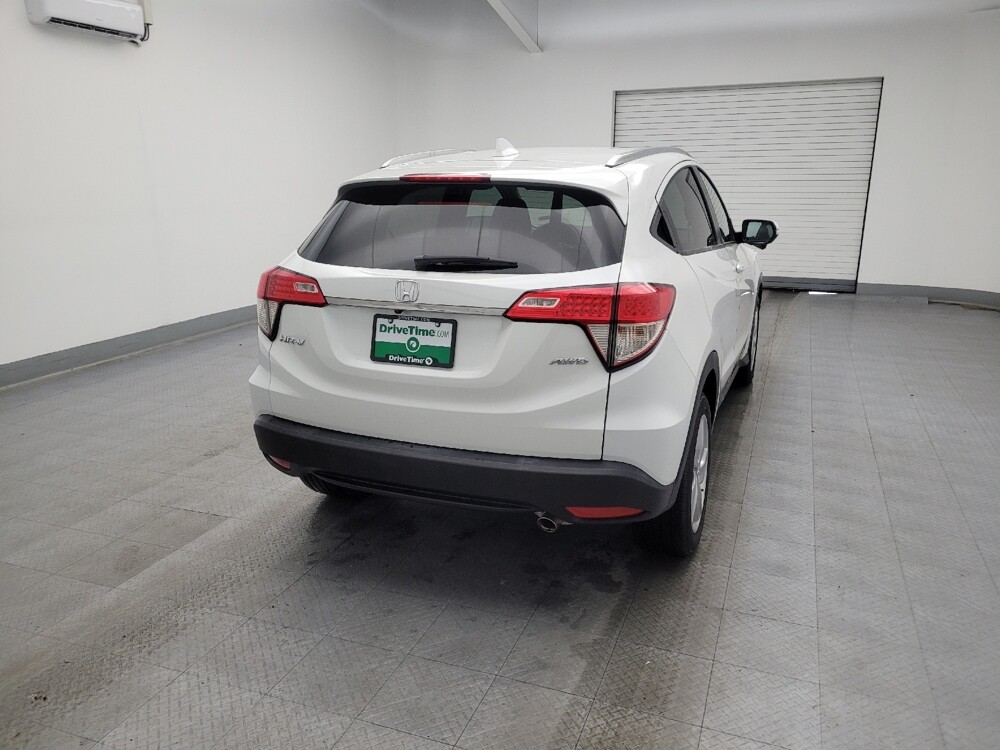 2020 Honda HR-V in Louisville, KY 40258 - 18082705 7