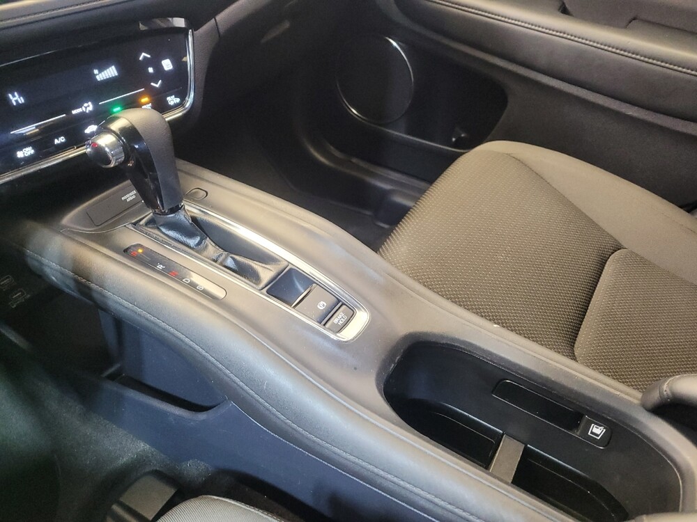 2020 Honda HR-V in Louisville, KY 40258 - 18082705 26