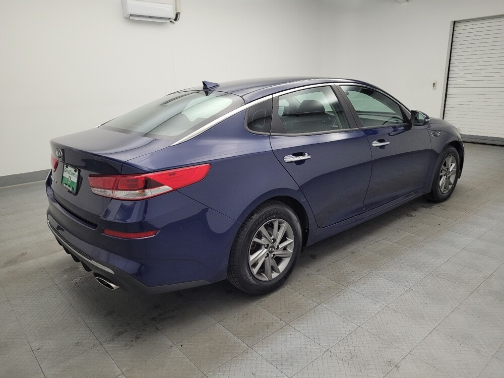 2019 Kia Optima in Miamisburg, OH 45342 - 18082706 10